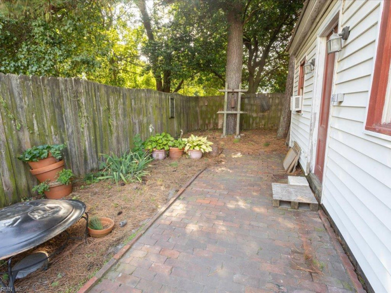 Photo 37 of 46 residential for sale in Portsmouth virginia Photo 37 of 46 residential for sale in Portsmouth virginia