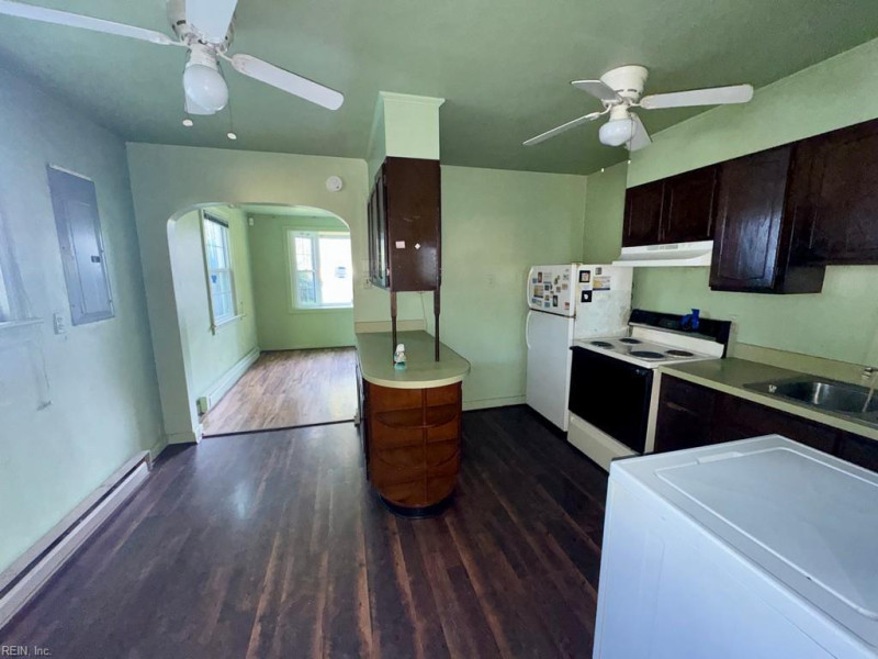 Photo 5 of 13 residential for sale in Norfolk virginia