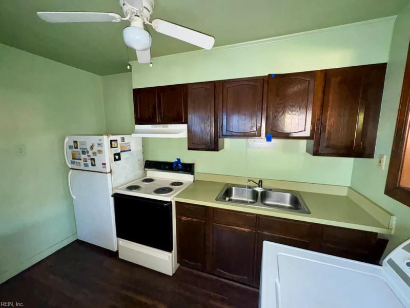 Photo 6 of 13 residential for sale in Norfolk virginia
