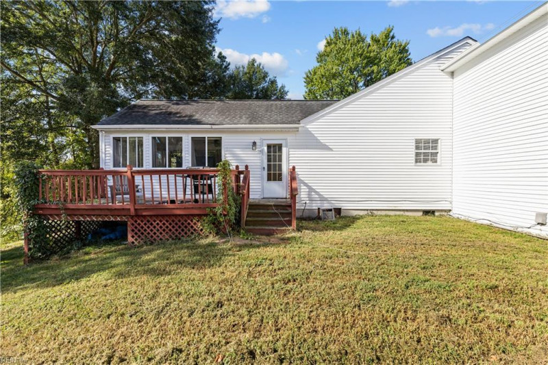 Photo 23 of 28 residential for sale in Chesapeake virginia
