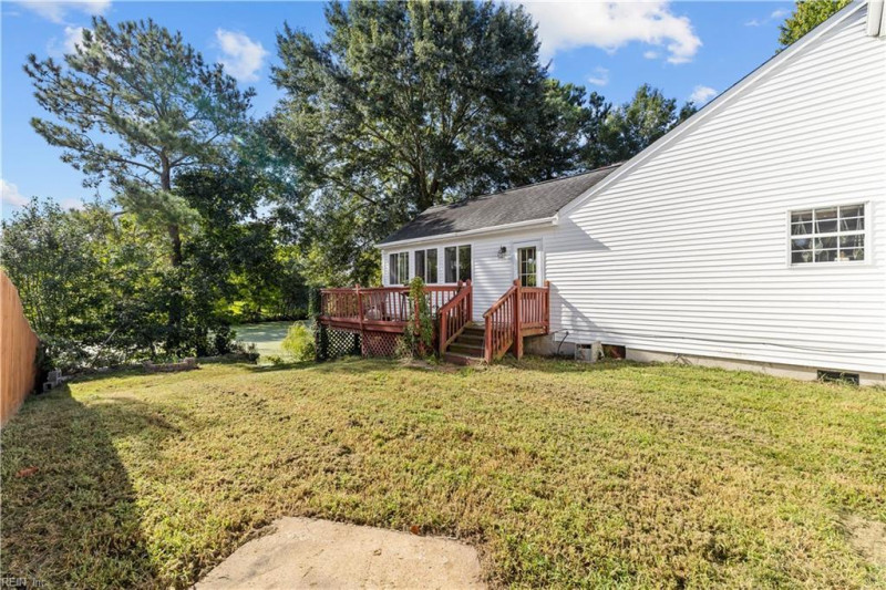 Photo 27 of 28 residential for sale in Chesapeake virginia