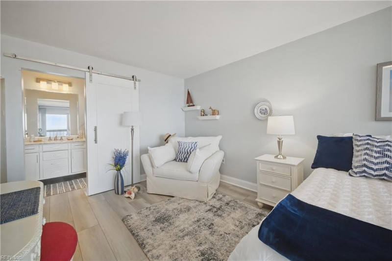 Photo 15 of 47 residential for sale in Virginia Beach virginia