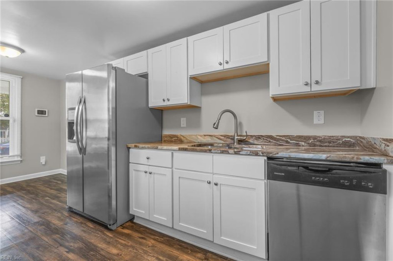 Photo 4 of 18 residential for sale in Norfolk virginia