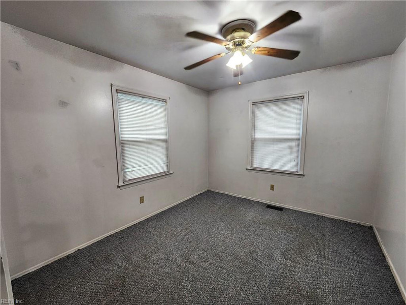 Photo 11 of 18 residential for sale in Newport News virginia