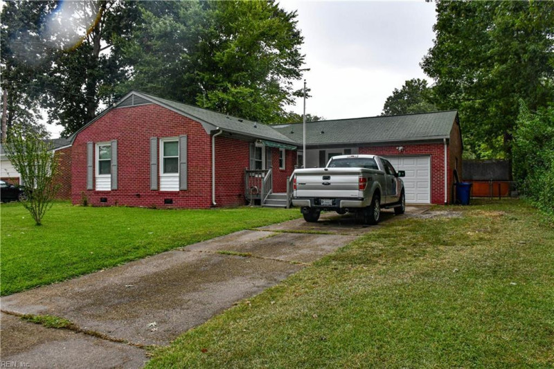 Photo 12 of 18 residential for sale in Newport News virginia