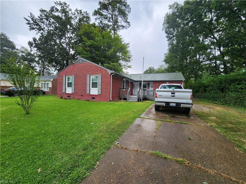 Photo 16 of 18 residential for sale in Newport News virginia