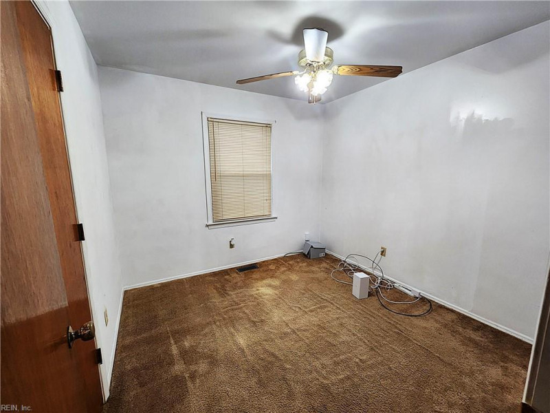 Photo 7 of 18 residential for sale in Newport News virginia