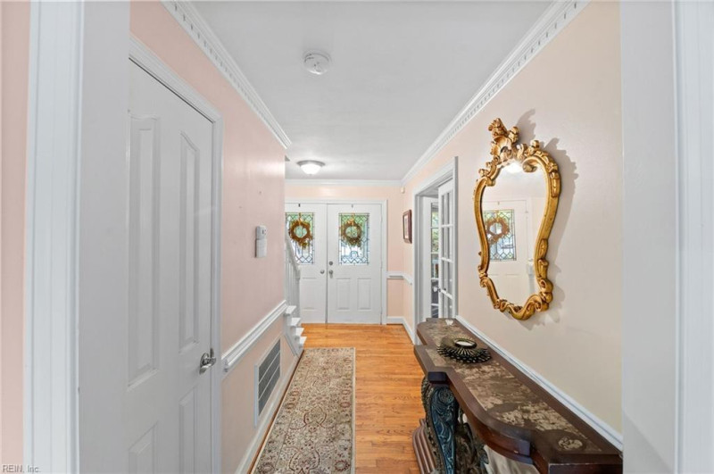 Photo 5 of 50 residential for sale in Chesapeake virginia Photo 5 of 50 residential for sale in Chesapeake virginia