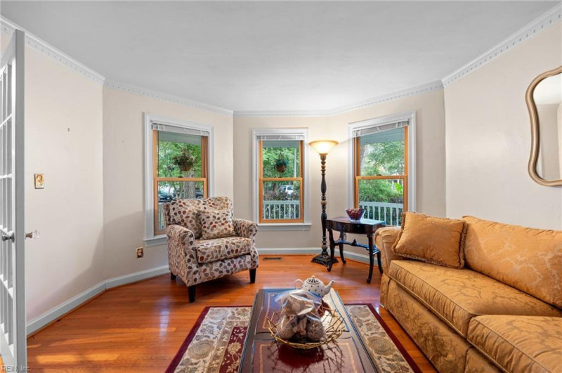 Photo 9 of 50 residential for sale in Chesapeake virginia Photo 9 of 50 residential for sale in Chesapeake virginia