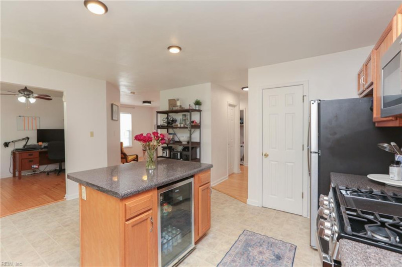 Photo 17 of 47 residential for sale in Norfolk virginia Photo 17 of 47 residential for sale in Norfolk virginia