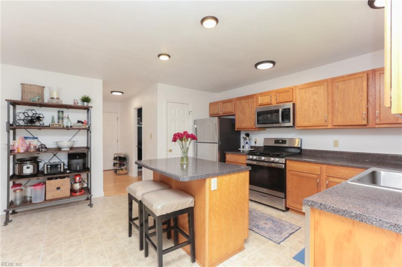 Photo 18 of 47 residential for sale in Norfolk virginia Photo 18 of 47 residential for sale in Norfolk virginia