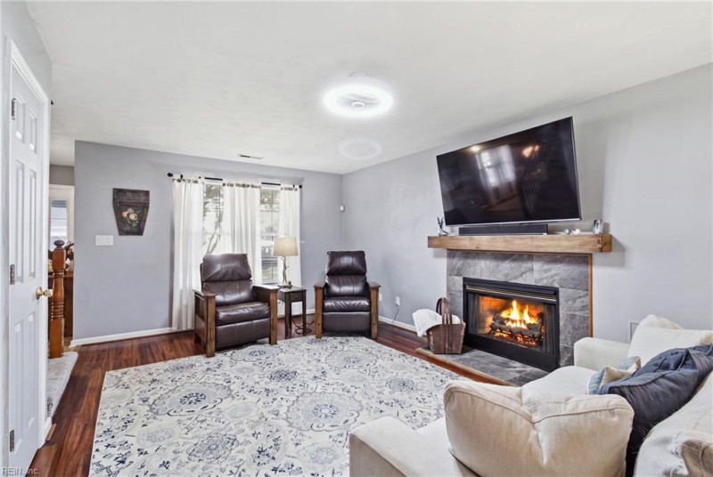 Photo 16 of 49 residential for sale in Suffolk virginia