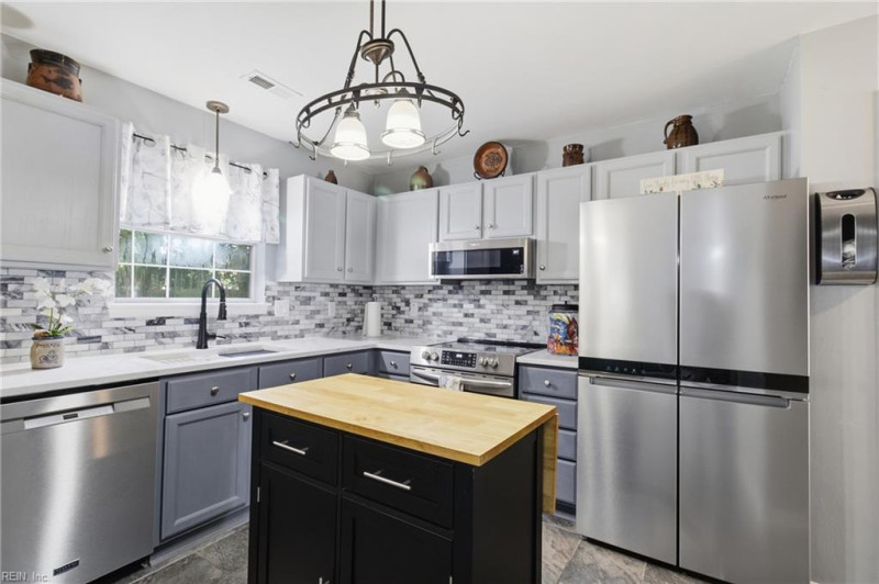Photo 22 of 49 residential for sale in Suffolk virginia