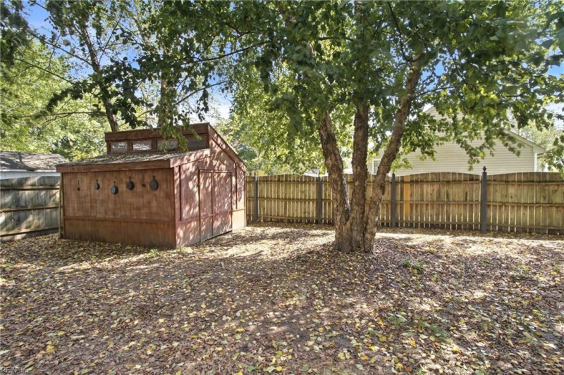 Photo 46 of 49 residential for sale in Suffolk virginia