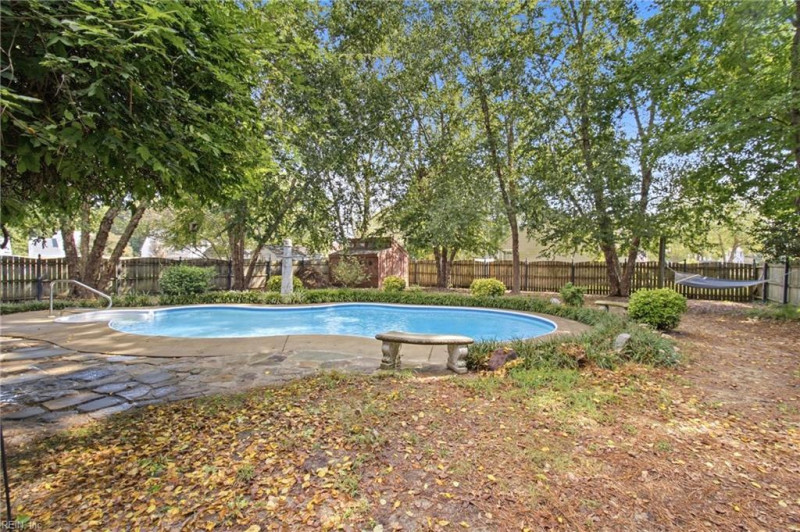 Photo 9 of 49 residential for sale in Suffolk virginia