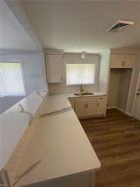 Photo 3 of 11 residential for sale in Chesapeake virginia Photo 3 of 11 residential for sale in Chesapeake virginia