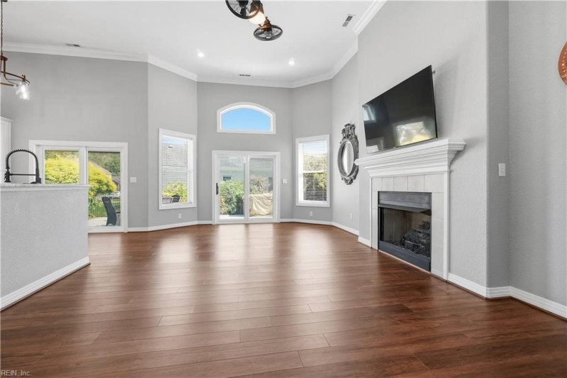 Photo 6 of 42 residential for sale in Chesapeake virginia Photo 6 of 42 residential for sale in Chesapeake virginia