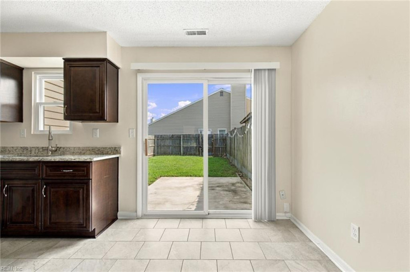 Photo 10 of 28 residential for sale in Virginia Beach virginia