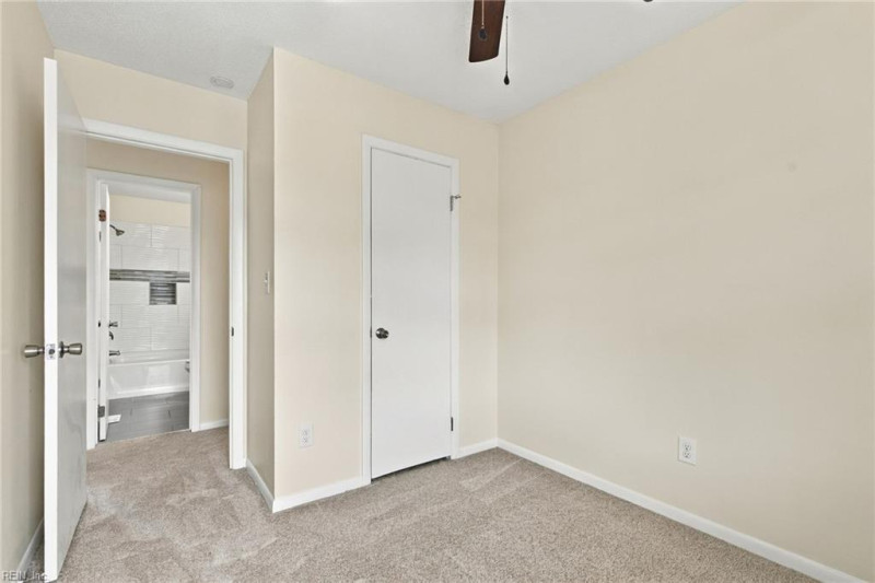 Photo 19 of 28 residential for sale in Virginia Beach virginia