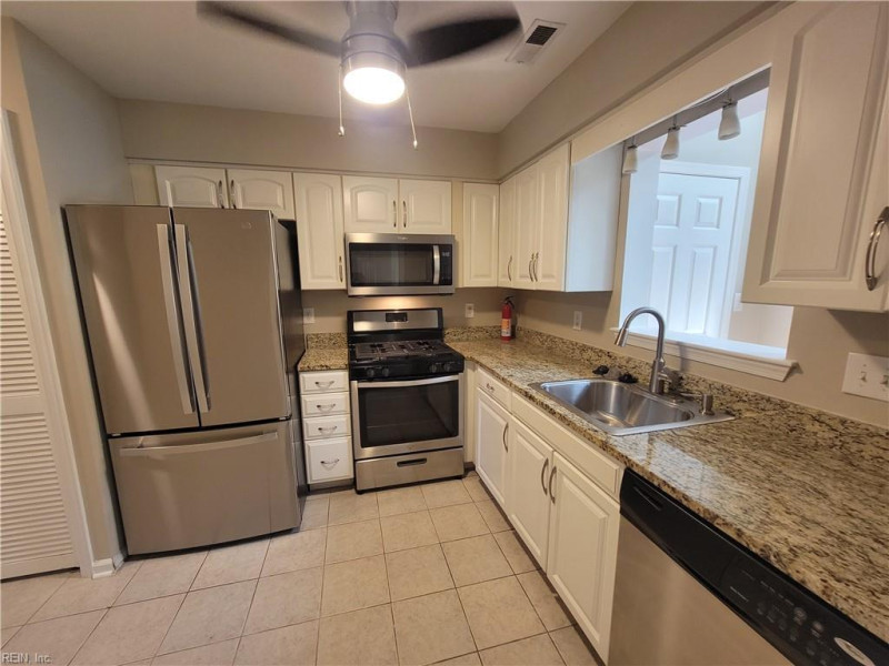 Photo 14 of 31 residential for sale in Hampton virginia Photo 14 of 31 residential for sale in Hampton virginia