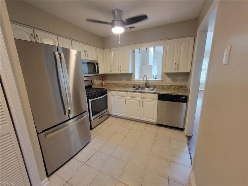 Photo 15 of 31 residential for sale in Hampton virginia Photo 15 of 31 residential for sale in Hampton virginia