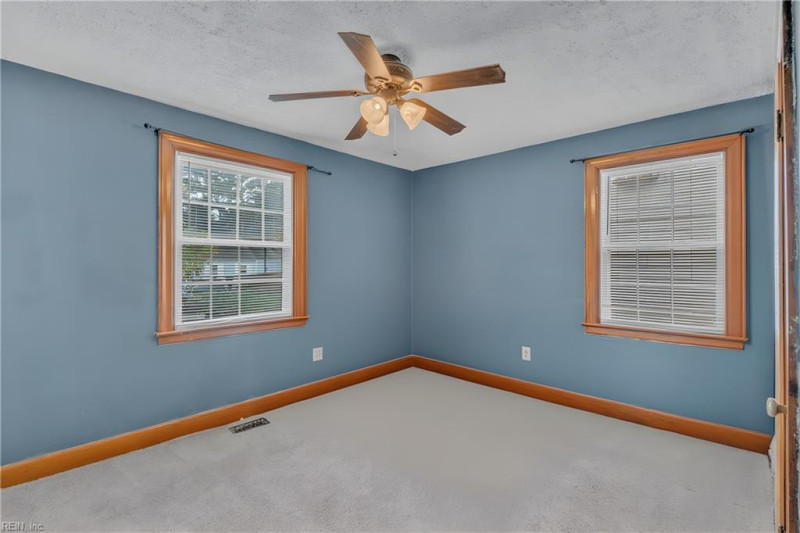 Photo 19 of 39 residential for sale in Norfolk virginia Photo 19 of 39 residential for sale in Norfolk virginia