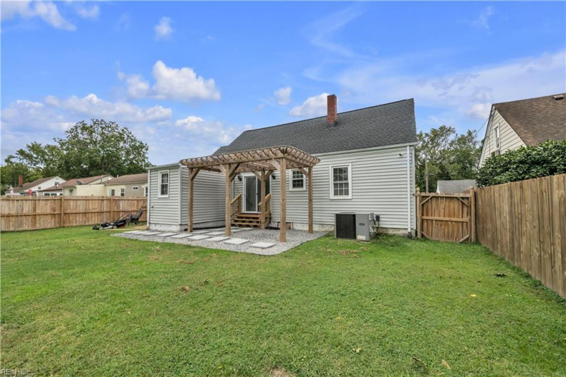 Photo 34 of 39 residential for sale in Norfolk virginia Photo 34 of 39 residential for sale in Norfolk virginia