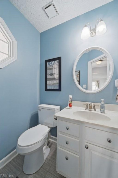 Photo 20 of 39 residential for sale in Hampton virginia