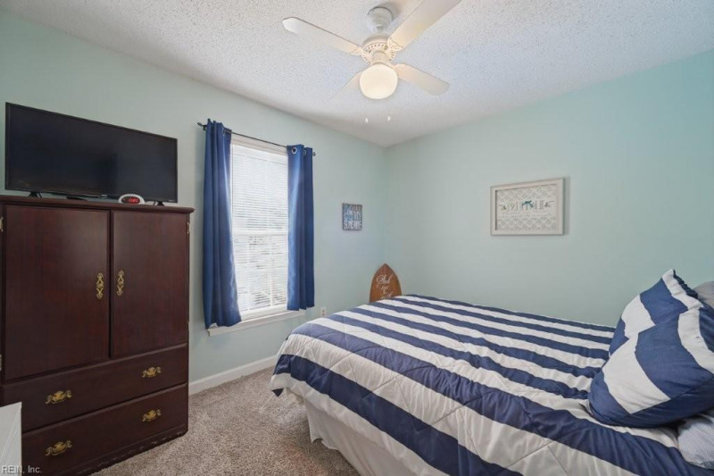 Photo 25 of 39 residential for sale in Hampton virginia
