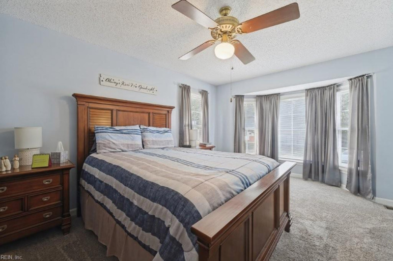 Photo 27 of 39 residential for sale in Hampton virginia