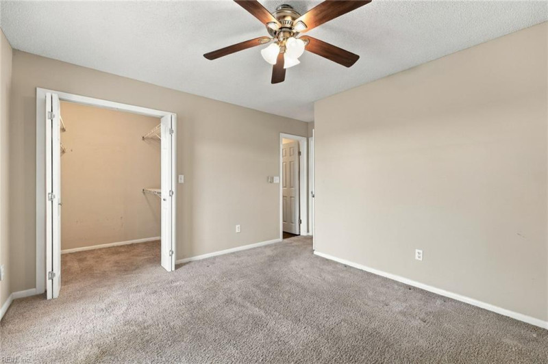 Photo 18 of 41 residential for sale in Virginia Beach virginia