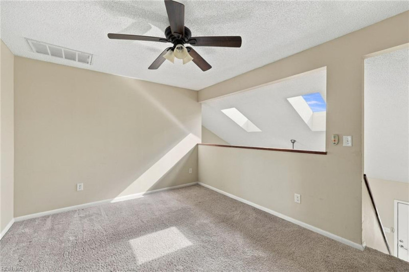 Photo 23 of 41 residential for sale in Virginia Beach virginia