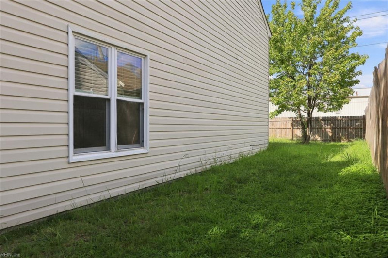 Photo 37 of 41 residential for sale in Virginia Beach virginia