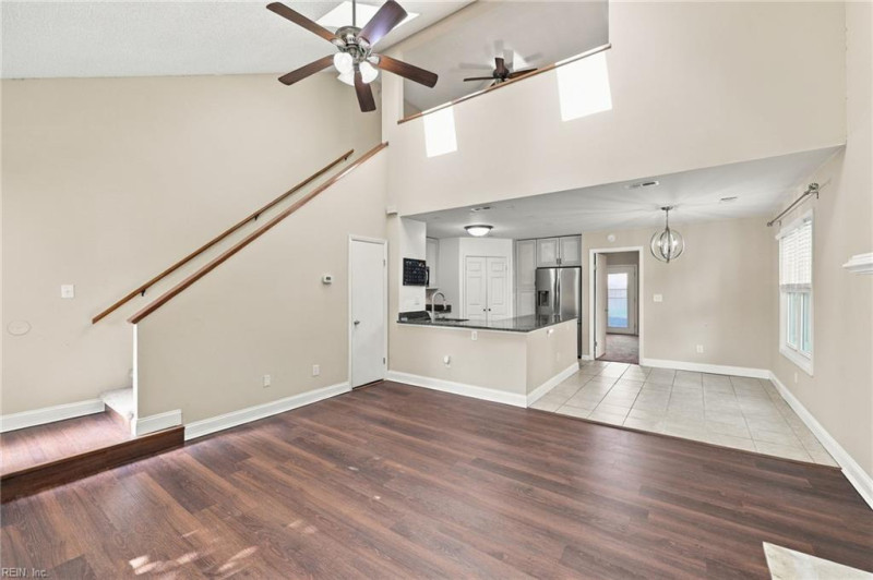 Photo 6 of 41 residential for sale in Virginia Beach virginia