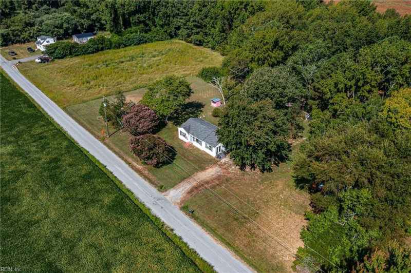 Photo 29 of 50 residential for sale in Lancaster County virginia