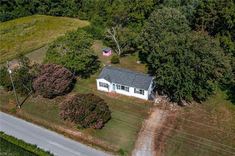 Photo 31 of 50 residential for sale in Lancaster County virginia