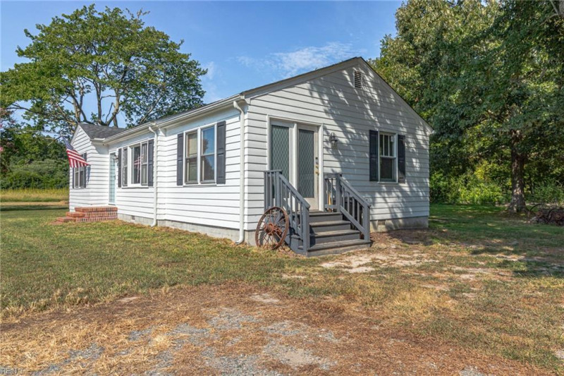 Photo 43 of 50 residential for sale in Lancaster County virginia