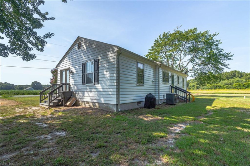 Photo 44 of 50 residential for sale in Lancaster County virginia