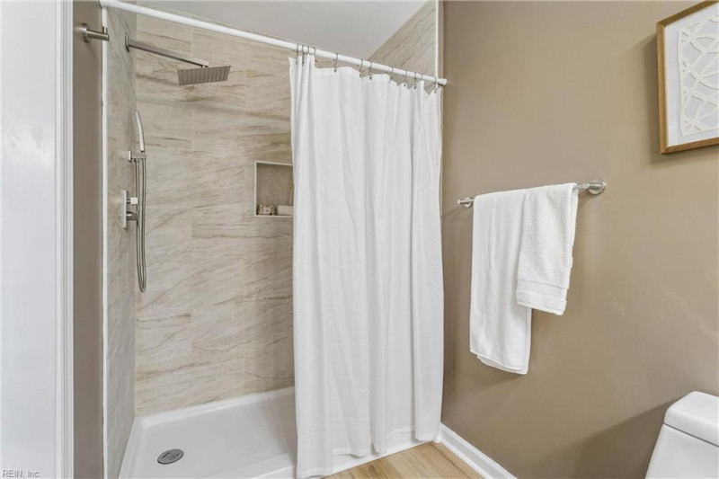 Photo 13 of 23 residential for sale in Newport News virginia Photo 13 of 23 residential for sale in Newport News virginia