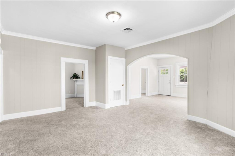 Photo 10 of 40 residential for sale in Suffolk virginia