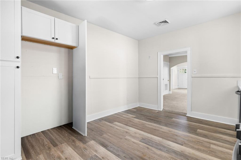 Photo 18 of 40 residential for sale in Suffolk virginia