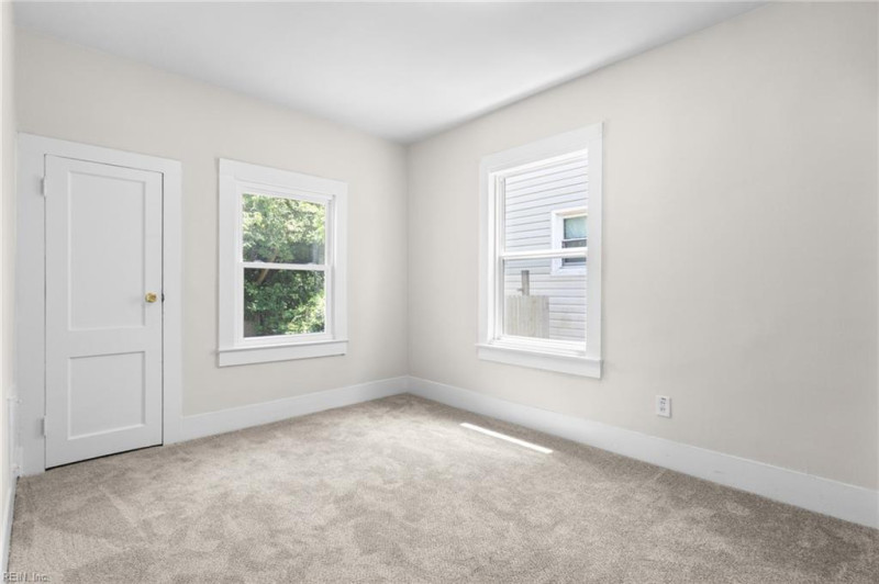 Photo 21 of 40 residential for sale in Suffolk virginia