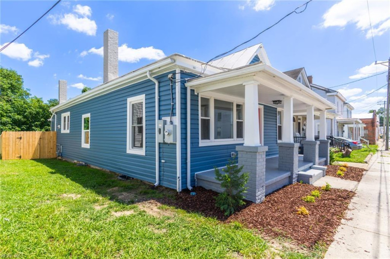 Photo 33 of 40 residential for sale in Suffolk virginia