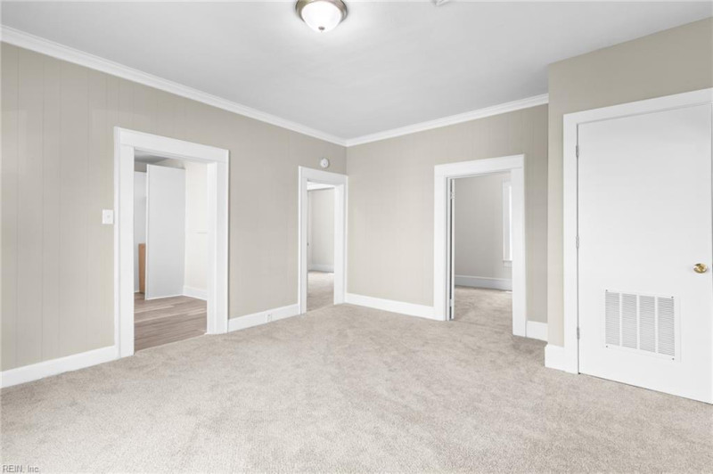 Photo 9 of 40 residential for sale in Suffolk virginia