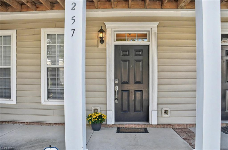 Photo 2 of 44 residential for sale in Virginia Beach virginia