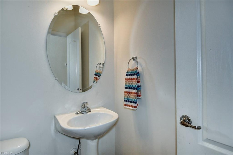 Photo 20 of 44 residential for sale in Virginia Beach virginia