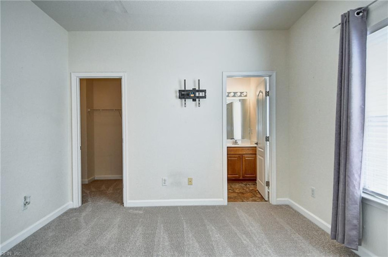 Photo 30 of 44 residential for sale in Virginia Beach virginia