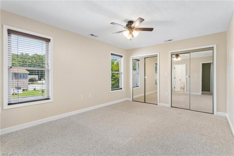 Photo 27 of 48 residential for sale in Hampton virginia