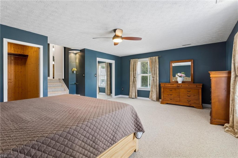 Photo 37 of 48 residential for sale in Hampton virginia