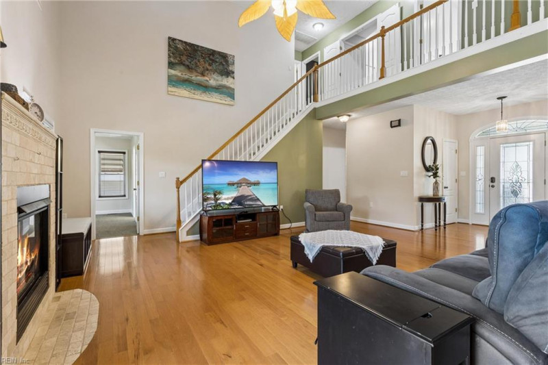 Photo 7 of 48 residential for sale in Hampton virginia